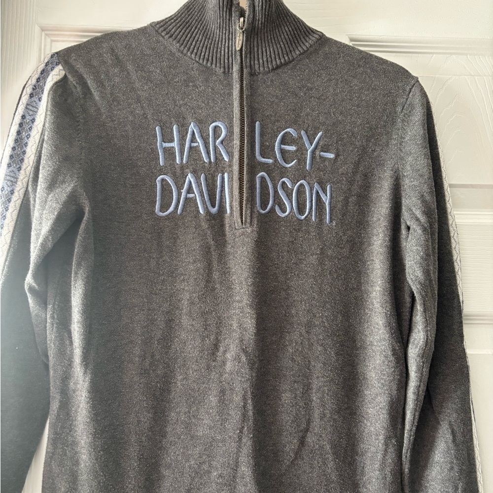 Harley Davidson Sweater woman’s Gray sweater size medium